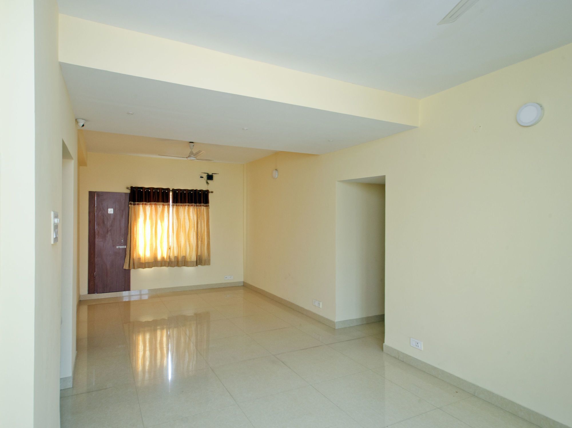 כלכותה Oyo 460 Hotel Ivory Residency מראה חיצוני תמונה