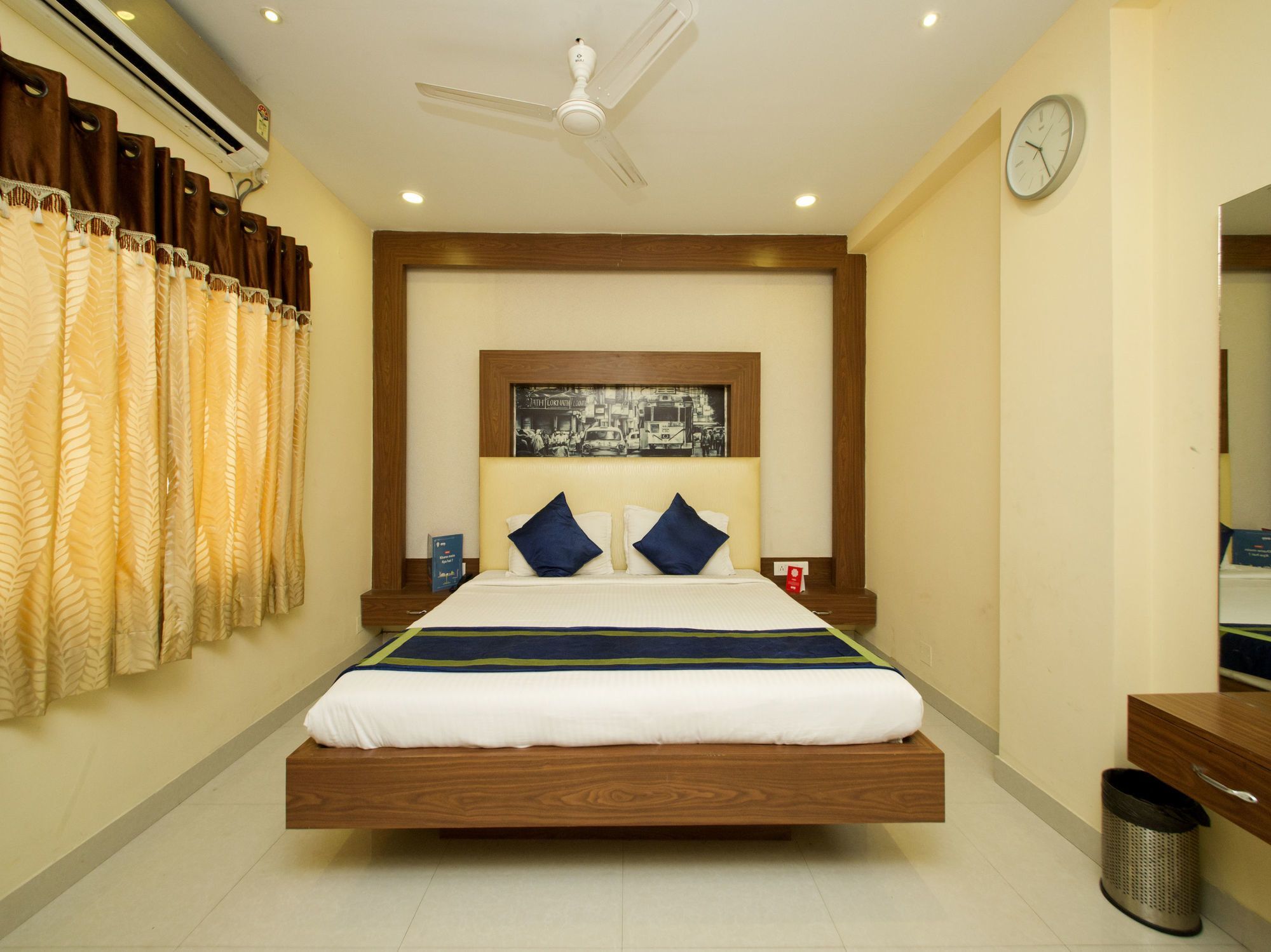 כלכותה Oyo 460 Hotel Ivory Residency מראה חיצוני תמונה